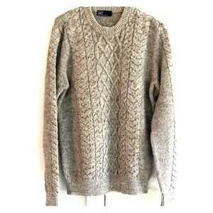 Men’s Gap S cable knit sweater. Like new
